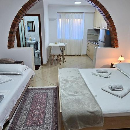 Aliaj Guest House Берат Екстериор снимка
